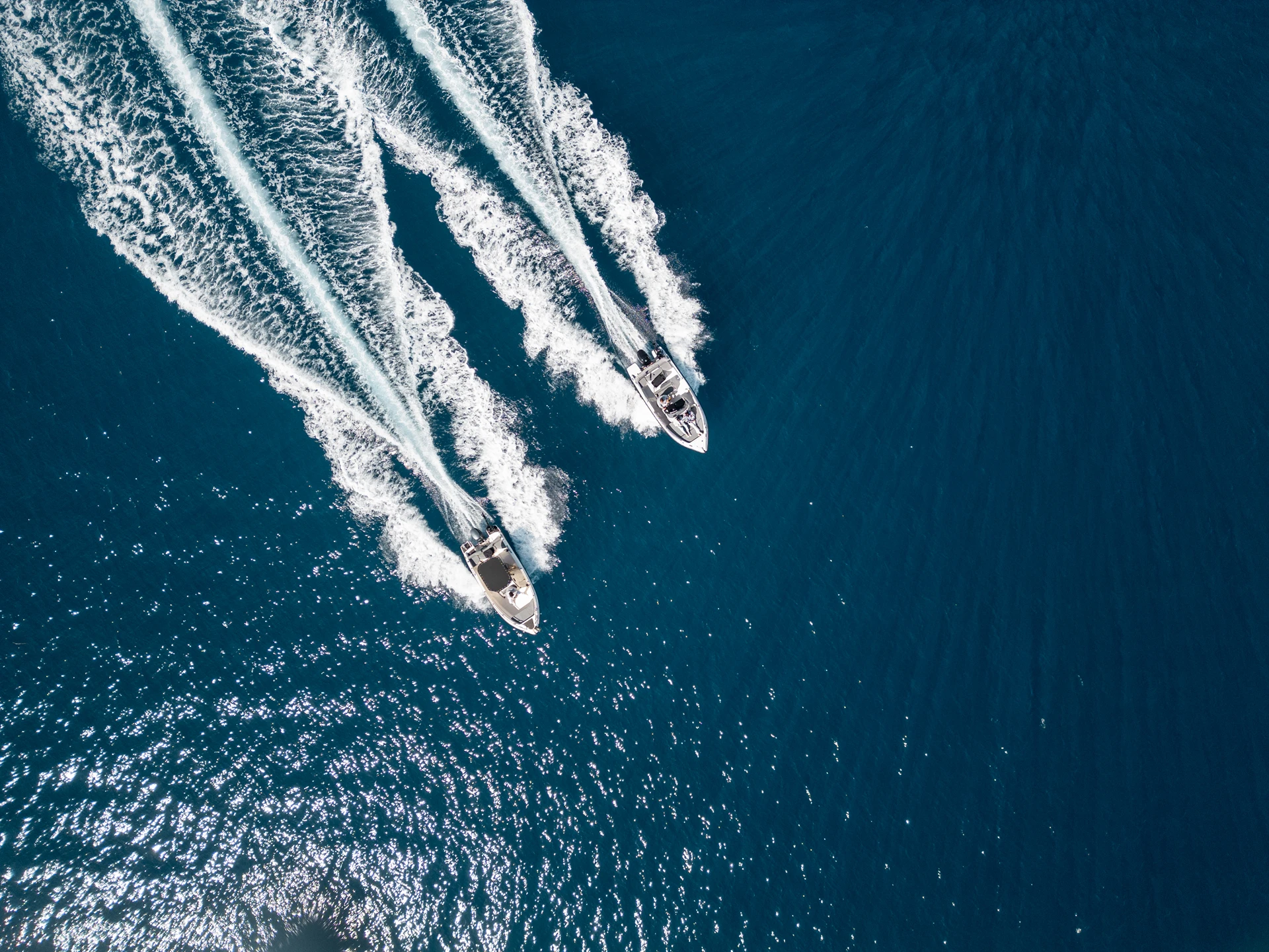 Pantheon boat rental